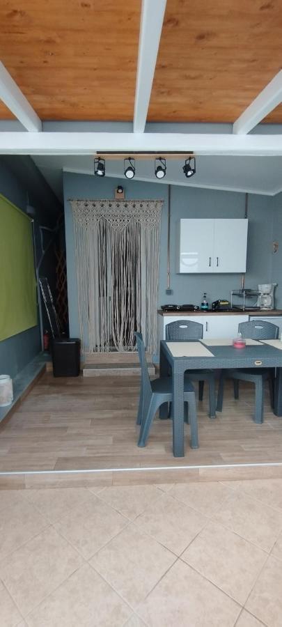 Votsi  Spartines Home מראה חיצוני תמונה