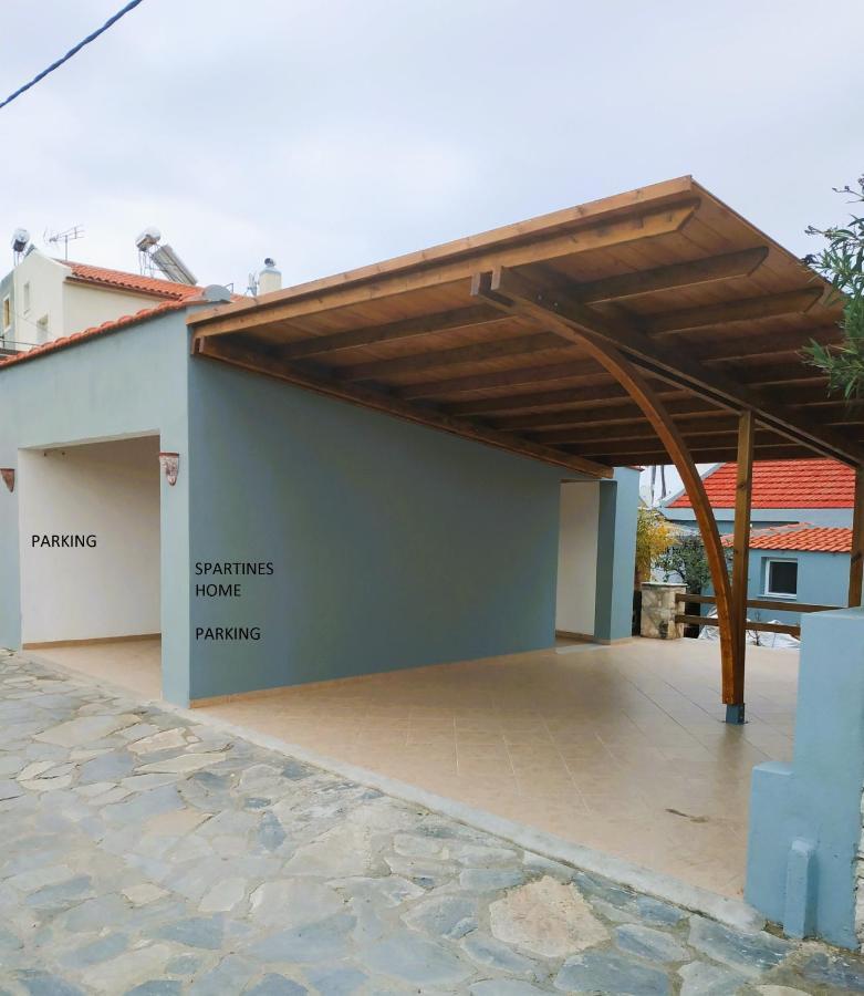 Votsi  Spartines Home מראה חיצוני תמונה
